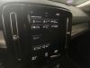 XC40 B3 163 ch DCT7 Momentum Business detail