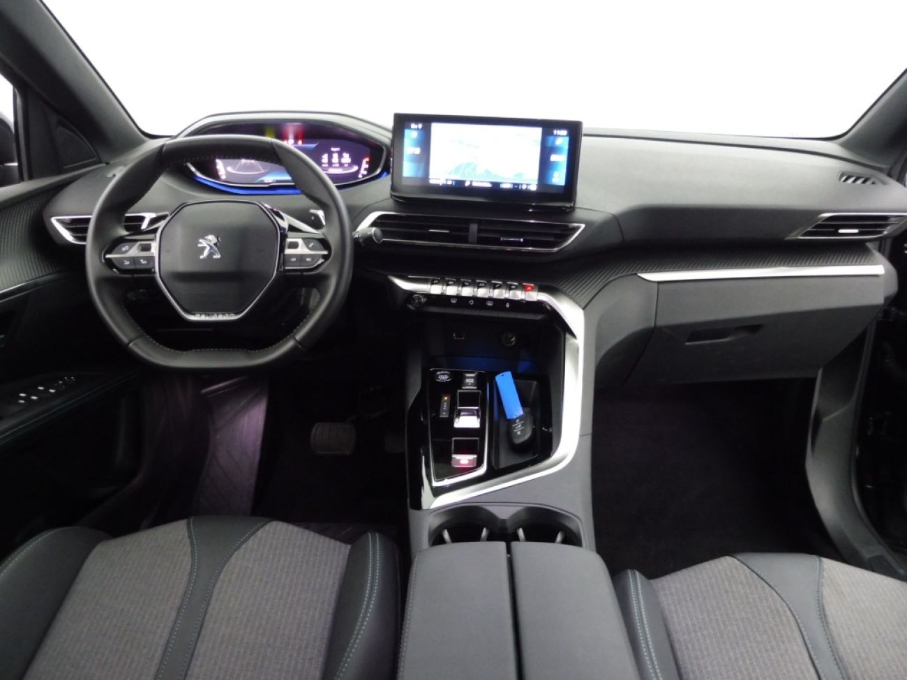 Mandataire PEUGEOT 5008 1.5 BLUEHDI 130CH S&S ALLURE PACK EAT8