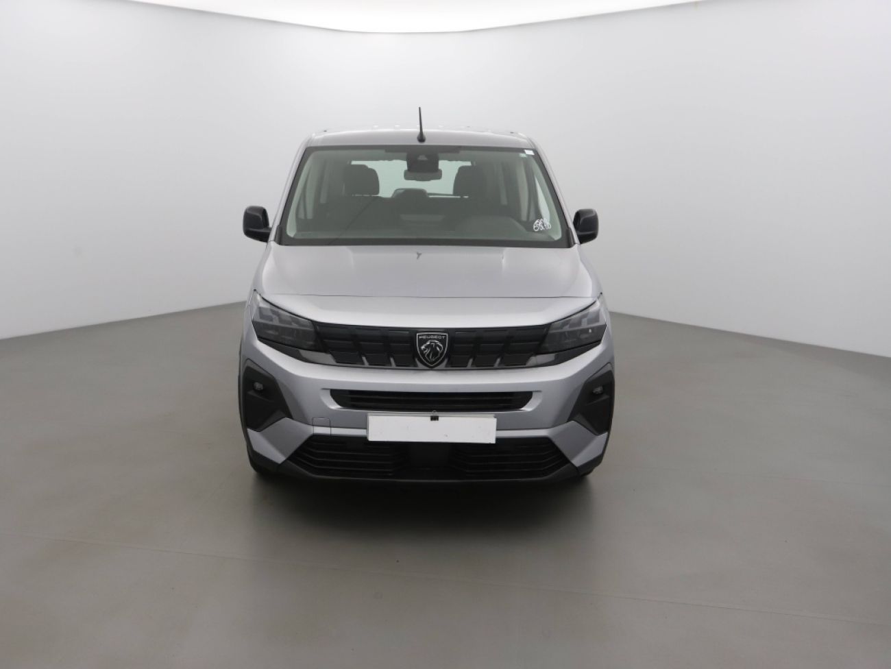 Mandataire PEUGEOT RIFTER TAILLE M - 1.5 BLUEHDI 100CH S&S ALLURE 5 PLACES