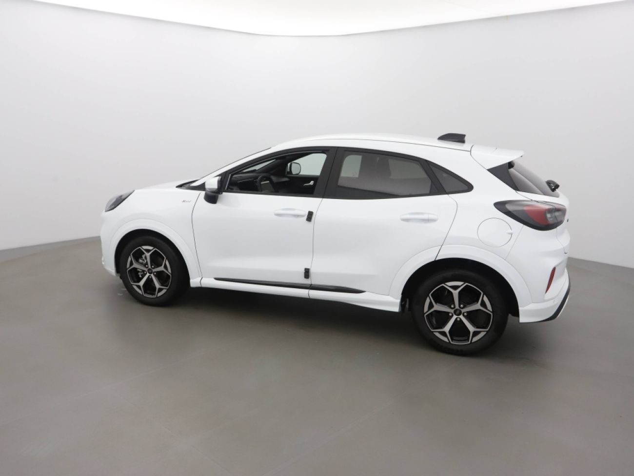 Mandataire Ford Puma 1.0 ECOBOOST HYBRID 125CH ST LINE S&S POWERSHIFT