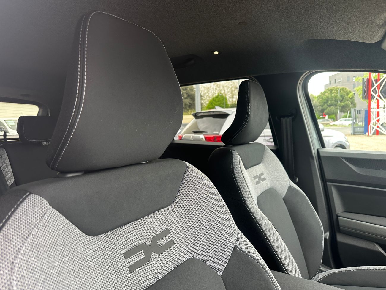 Mandataire Dacia BIGSTER HYBRID 1.8 HYBRID 155CH JOURNEY