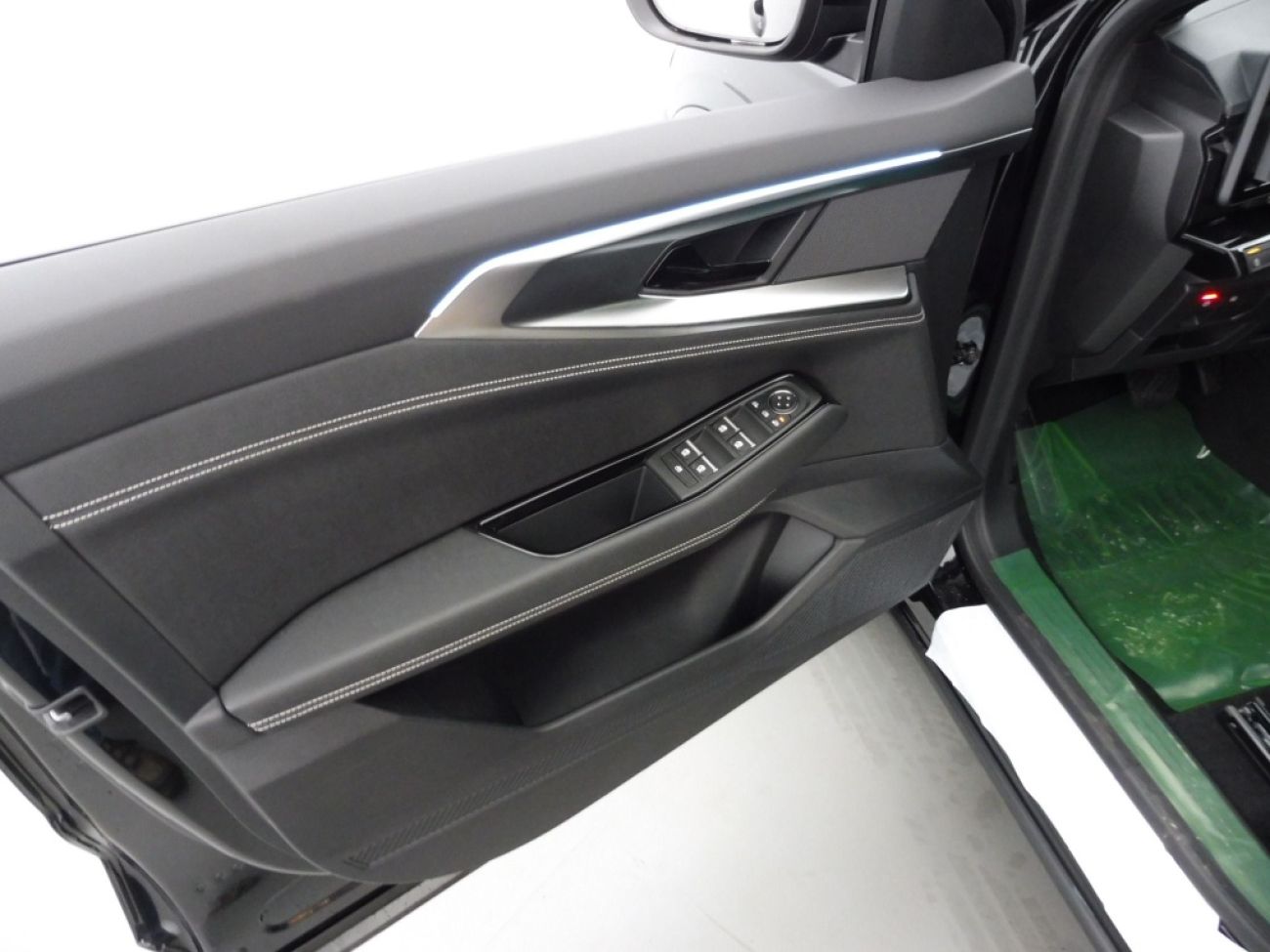 Mandataire RENAULT AUSTRAL 1.2 E-TECH FULL HYBRID 200CH ICONIC- 24