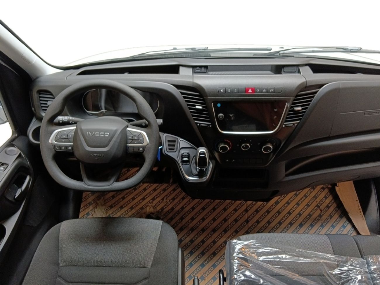 Mandataire IVECO Daily 35S16 2.3 V12 HI-MATIC 156CV