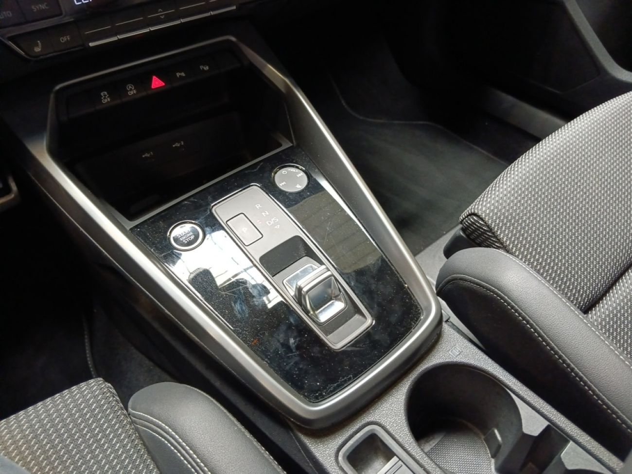 Mandataire AUDI A3 Sportback 35 TFSI 150CH MILD HYBRID S LINE S TRONIC 7