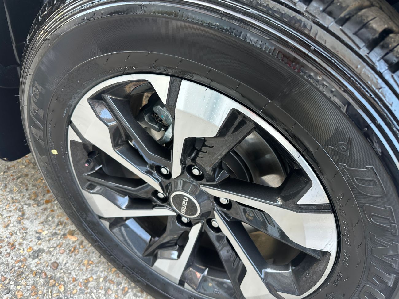 Mandataire ISUZU D-MAX NOUVEAU 2.2L SPACE PRESTIGE
