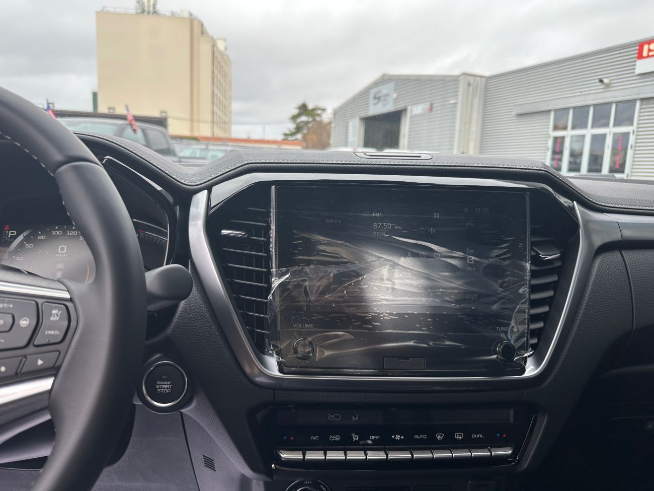 Mandataire ISUZU D-MAX N60 SPACE CAB 1.9 164 CH 4X4 A/T F+