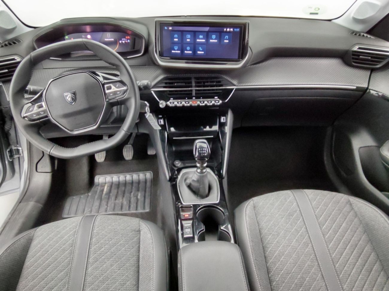 Mandataire PEUGEOT 208 1.2 100CH S&S ALLURE