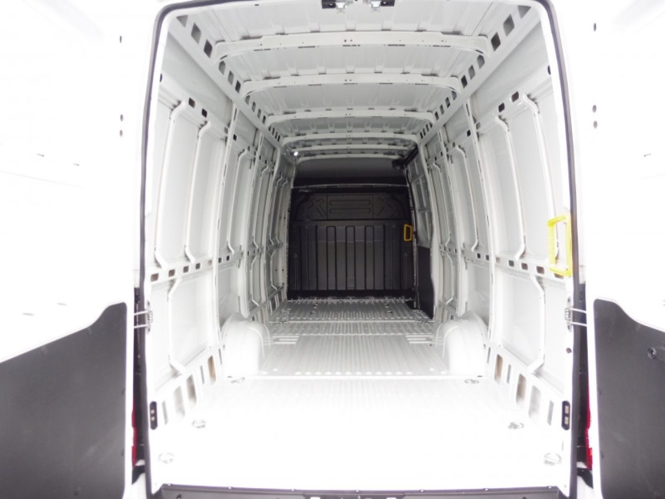 Mandataire IVECO Daily 35S18 3.0 V16 HI-MATIC H2 180CV