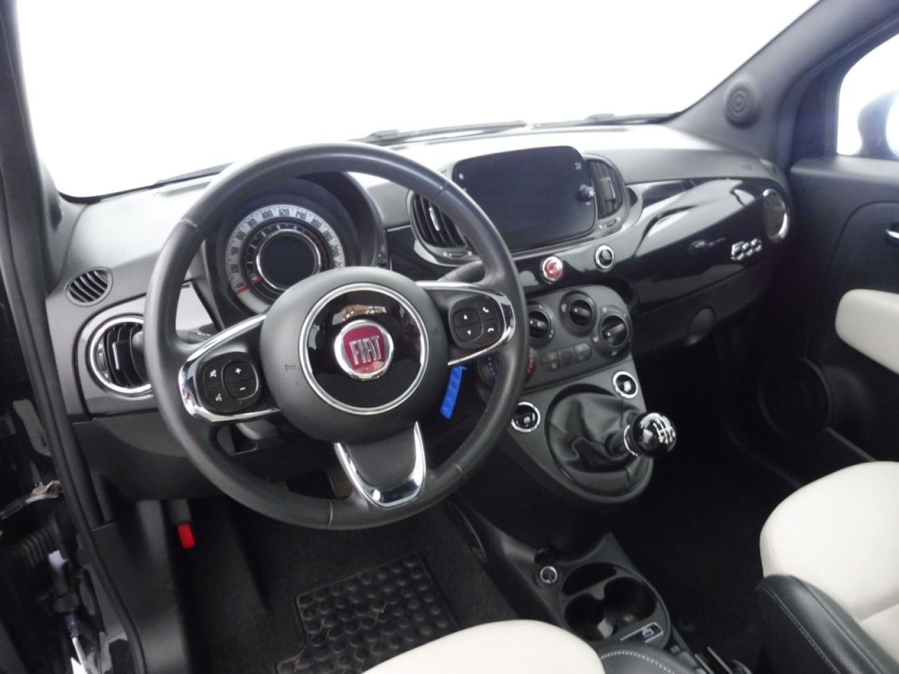 Mandataire FIAT 500 1.0 70CH BSG S&S DOLCEVITA
