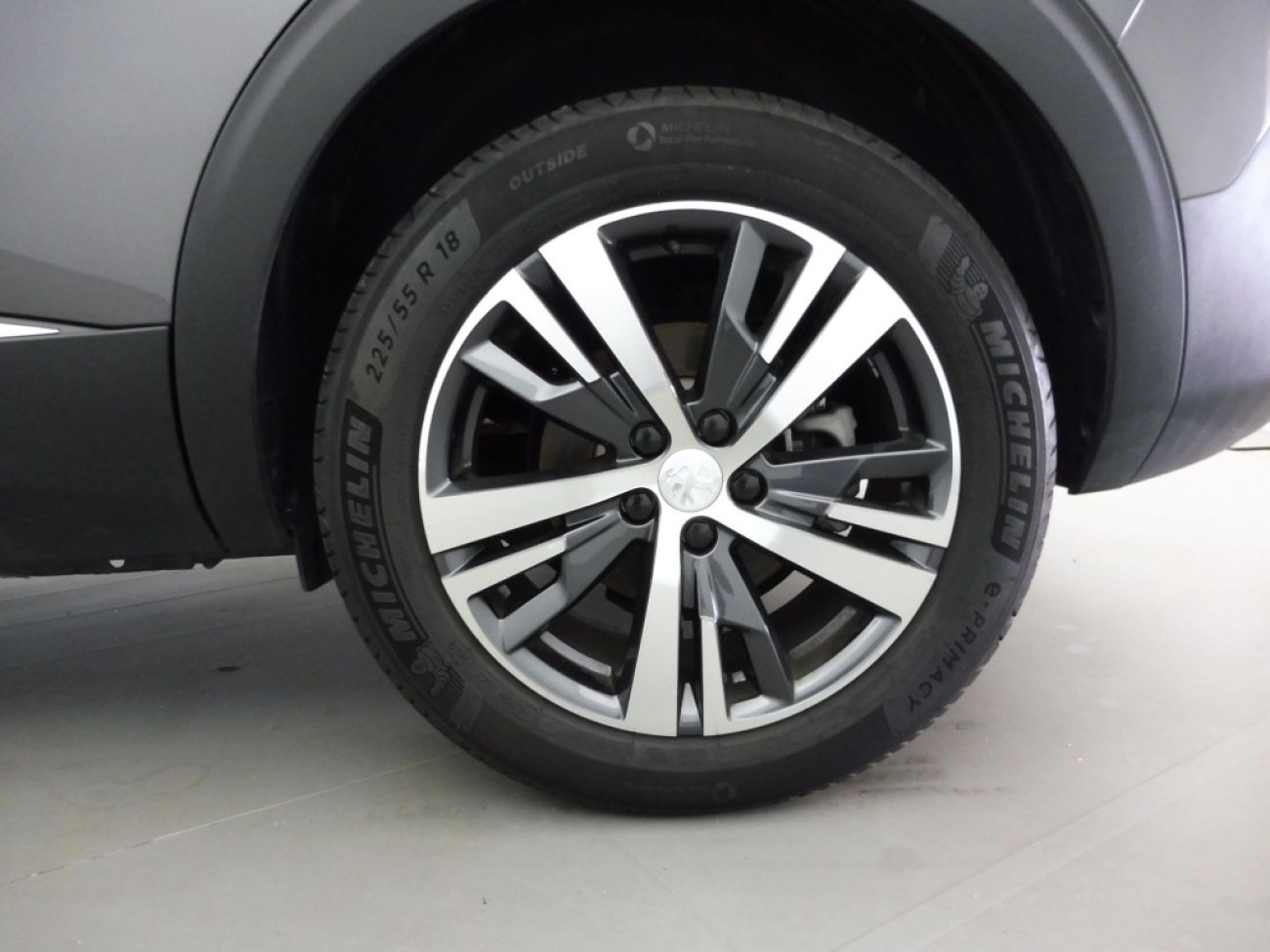 Mandataire PEUGEOT 5008 1.5 BLUEHDI 130CH S&S ALLURE PACK EAT8