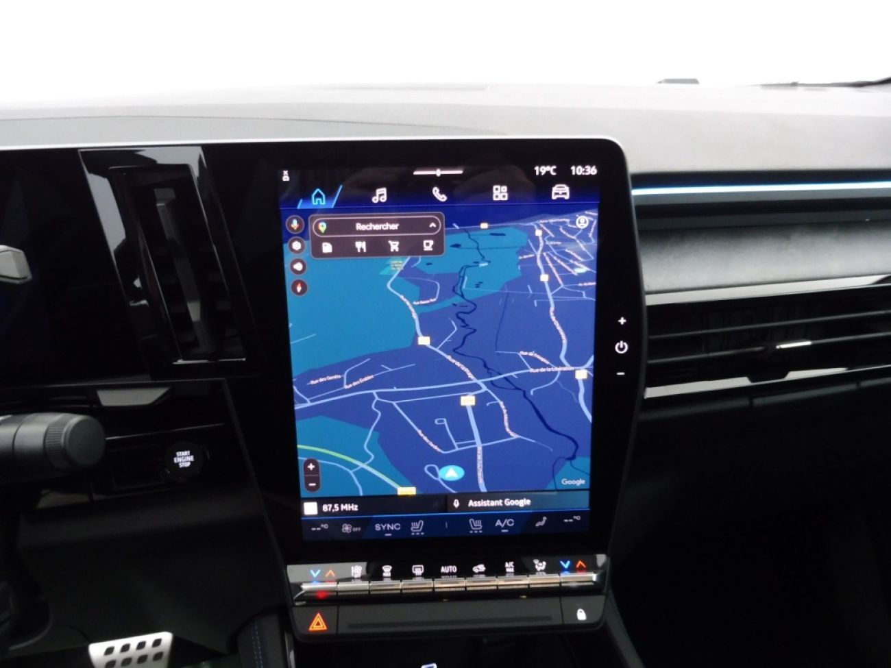 Mandataire RENAULT RAFALE 1.2 E-TECH FULL HYBRID 200CH ESPRIT ALPINE - 25