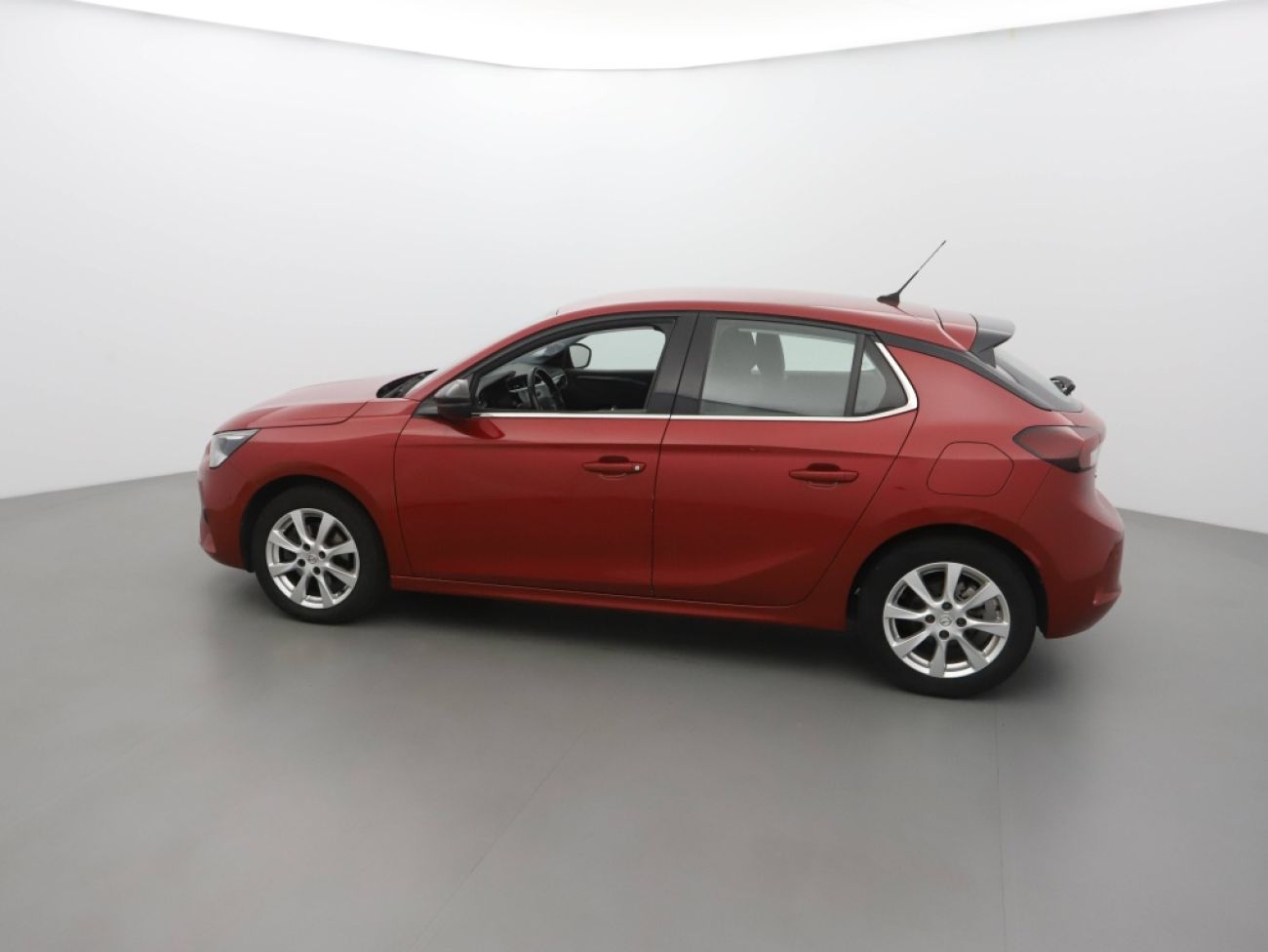 Mandataire Opel Corsa 1.2 100elegance