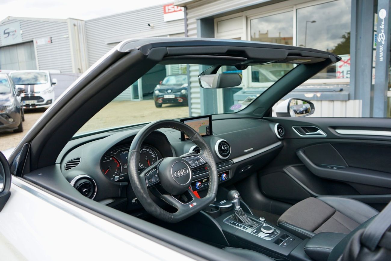 Mandataire AUDI A3 CABRIOLET 1.5 TFSI CoD 150 S tronic 7 S Line