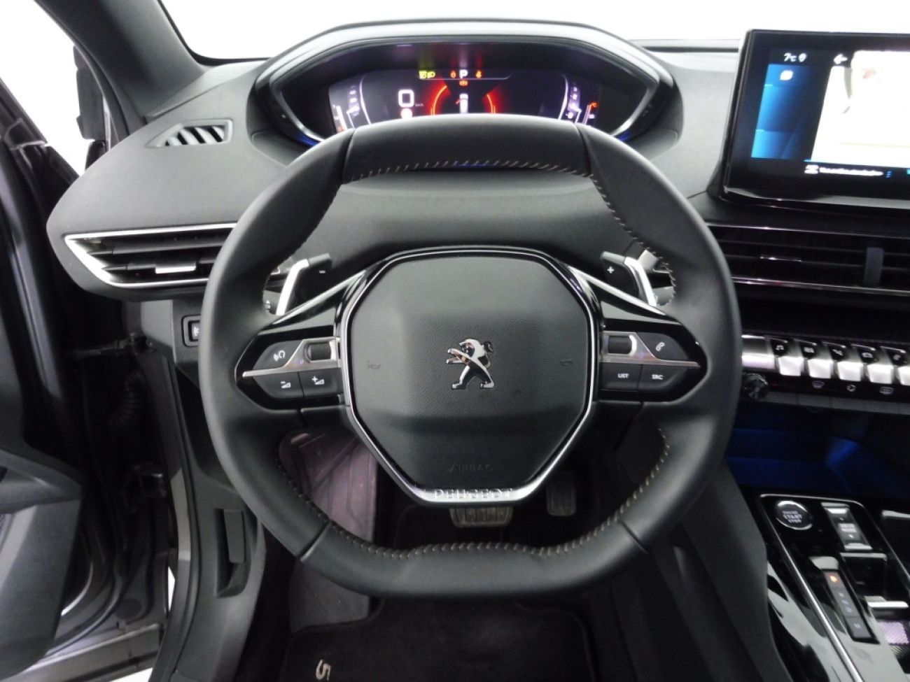 Mandataire PEUGEOT 5008 1.5 BLUEHDI 130CH S&S ALLURE PACK EAT8