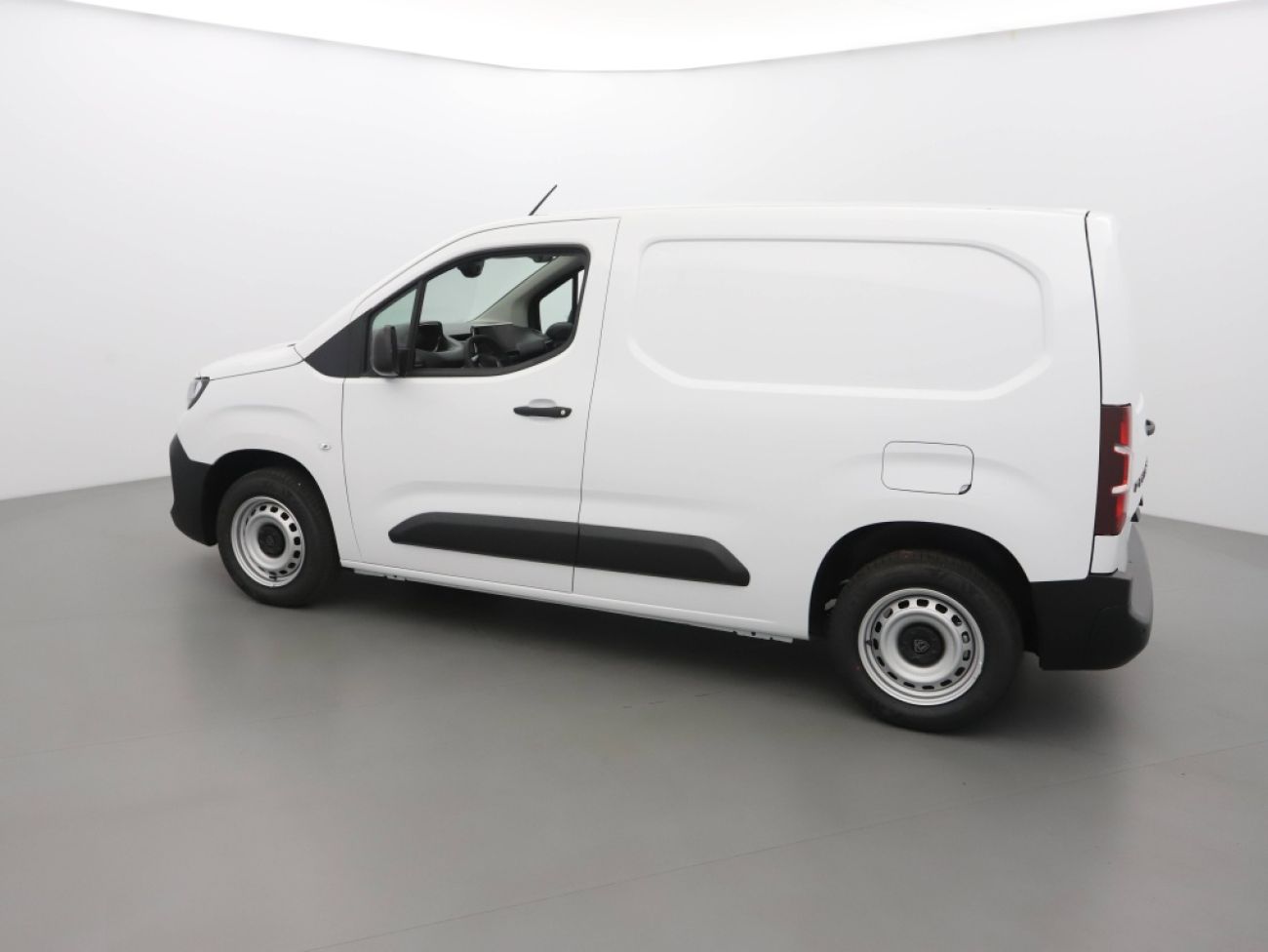 Mandataire PEUGEOT Partner M 650KG BLUEHDI 100CH S&S