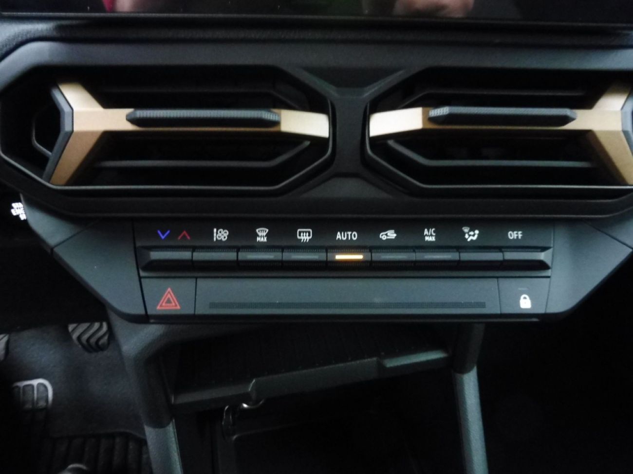 Mandataire Dacia DUSTER 1.2 TCE MILD HYBRID 130CH EXTREME 4X2