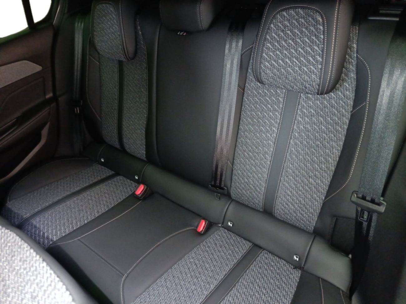Mandataire PEUGEOT 308 NV 1.5 BLUEHDI 130CH S&S ALLURE EAT8