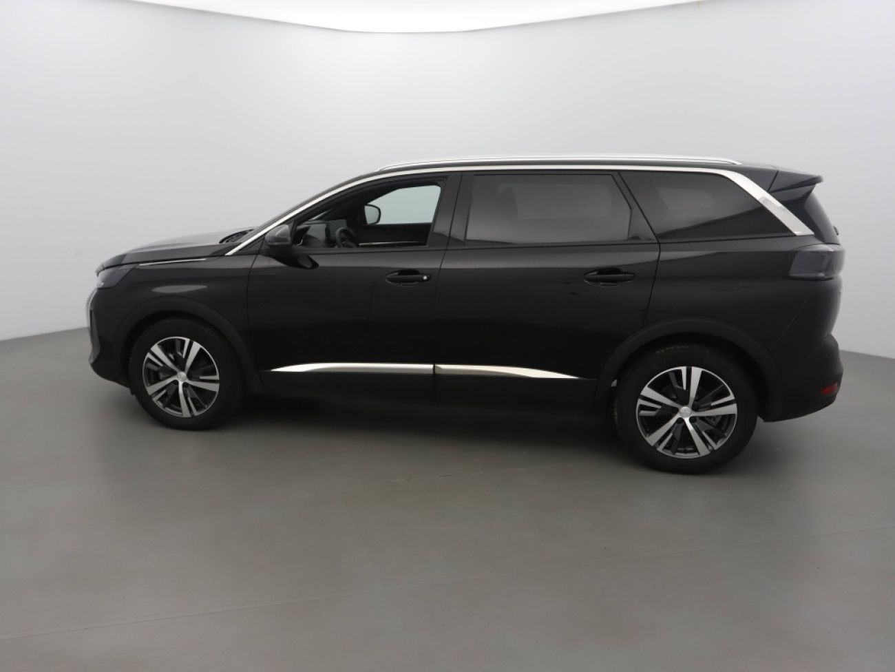 Mandataire PEUGEOT 5008 1.5 BLUEHDI 130CH S&S ALLURE PACK EAT8