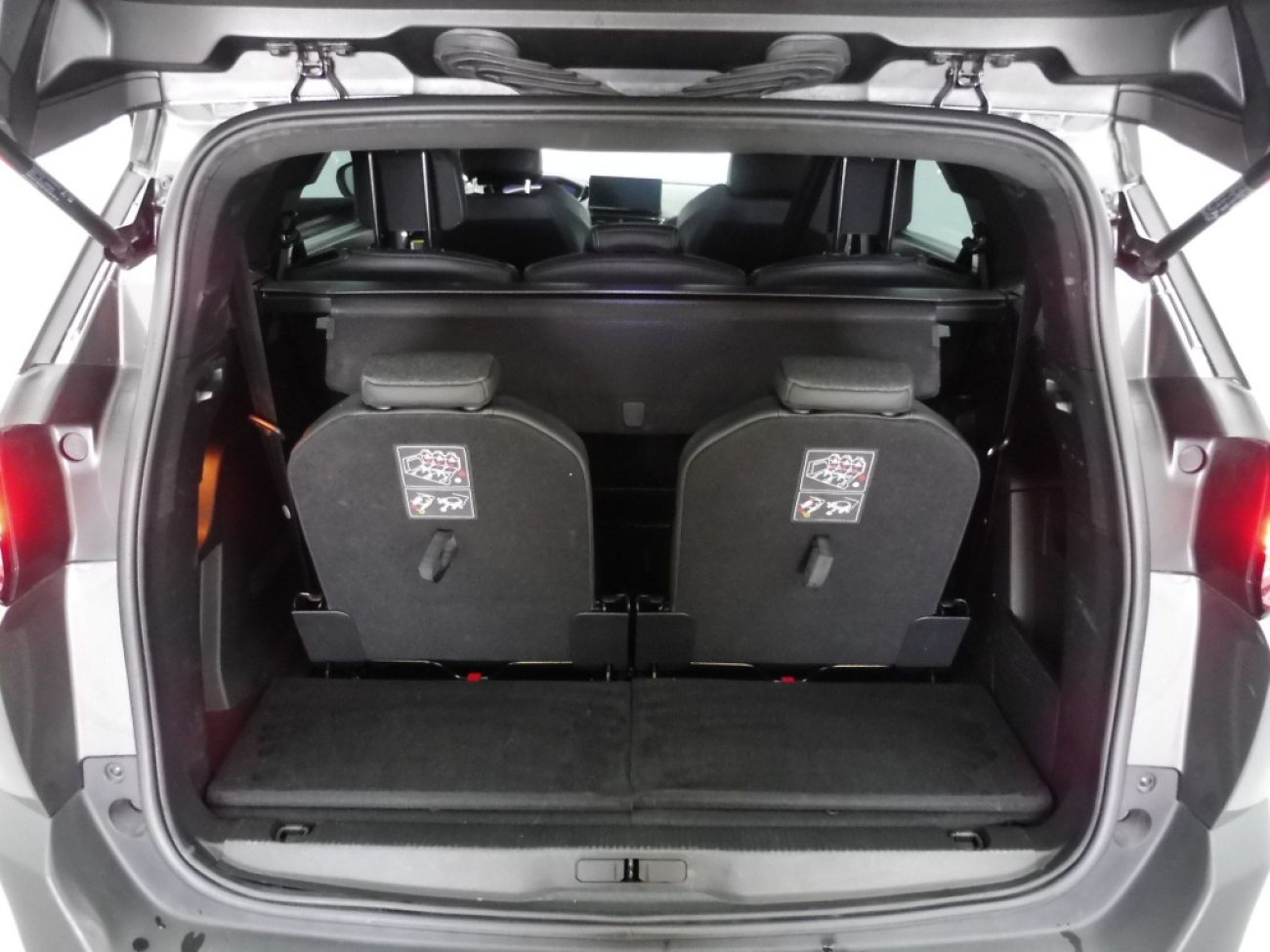 Mandataire PEUGEOT 5008 1.5 BLUEHDI 130CH S&S ALLURE PACK EAT8