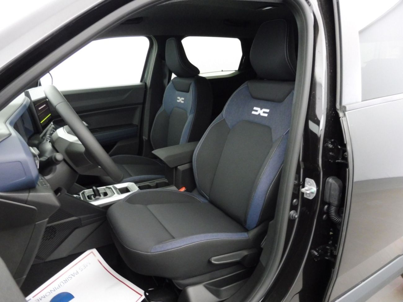Mandataire Dacia DUSTER 1.6 HYBRID 140CH JOURNEY 4X2