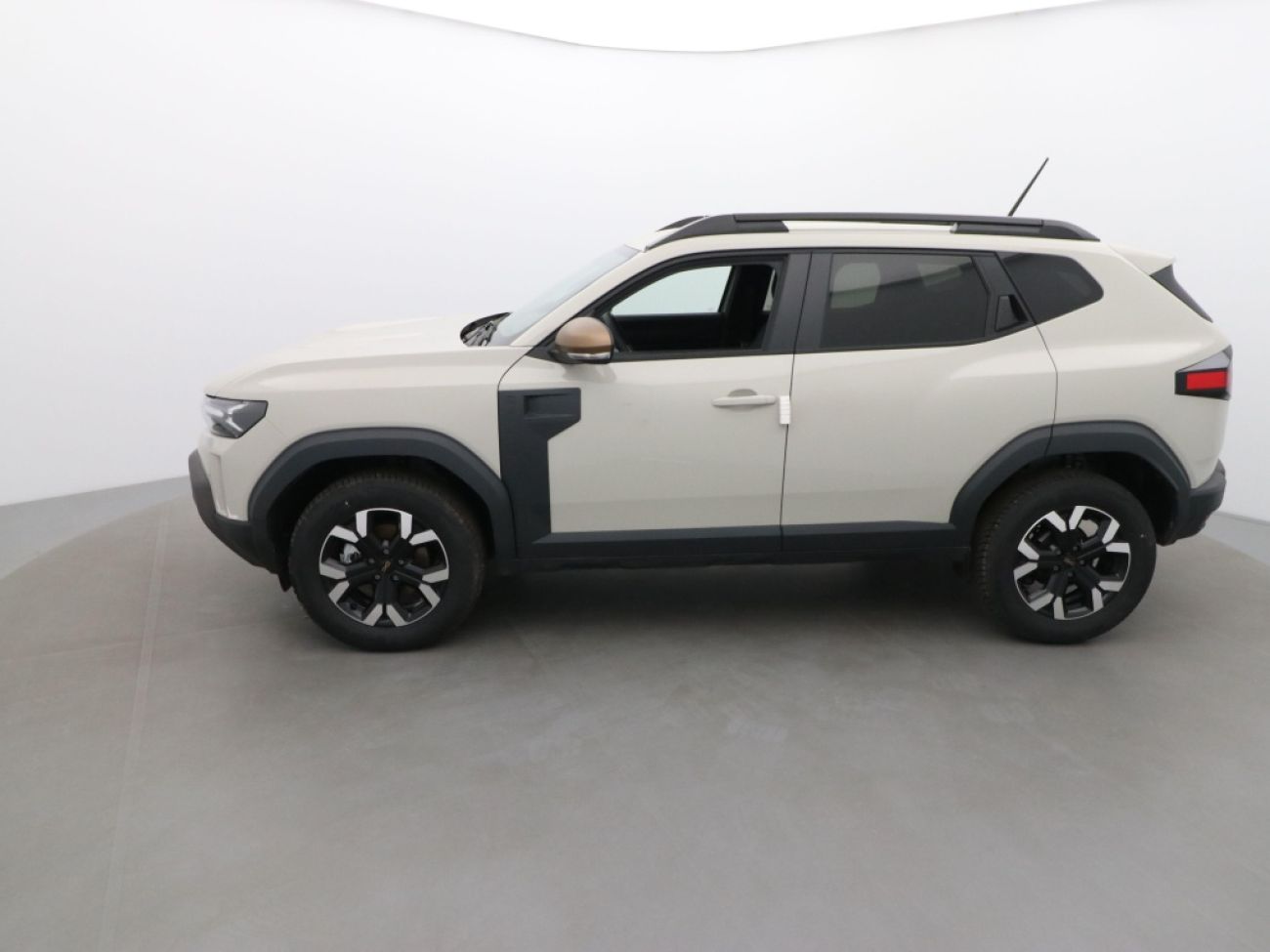 Mandataire Dacia DUSTER 1.2 TCE MILD HYBRID 130CH EXTREME 4X4
