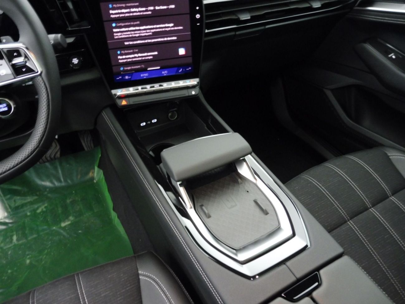 Mandataire RENAULT Austral 1.2 E-TECH FULL HYBRID 200CH TECHNO - 24