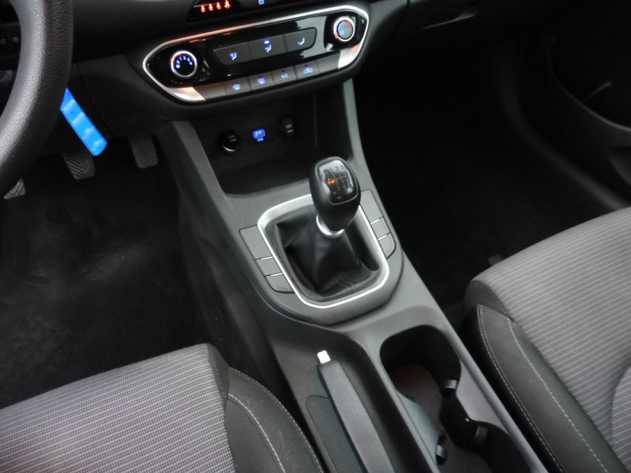 Mandataire Hyundai i30 1.5 DPI 110essence