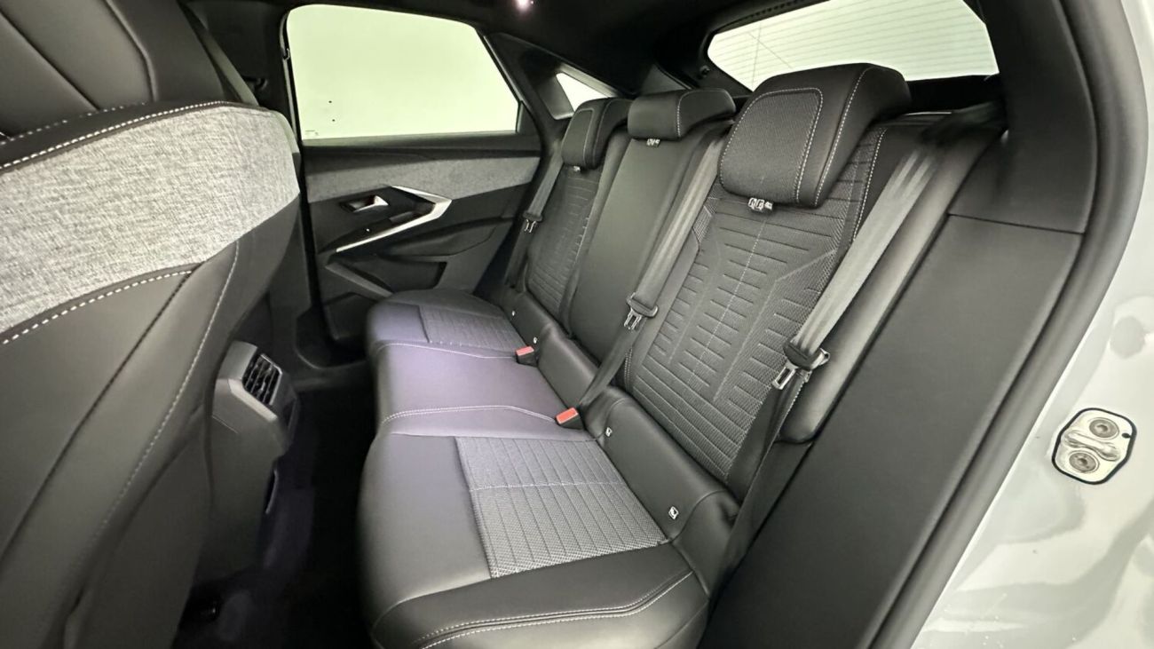 Mandataire PEUGEOT 3008 Hybrid 136 e-DCS6 Allure