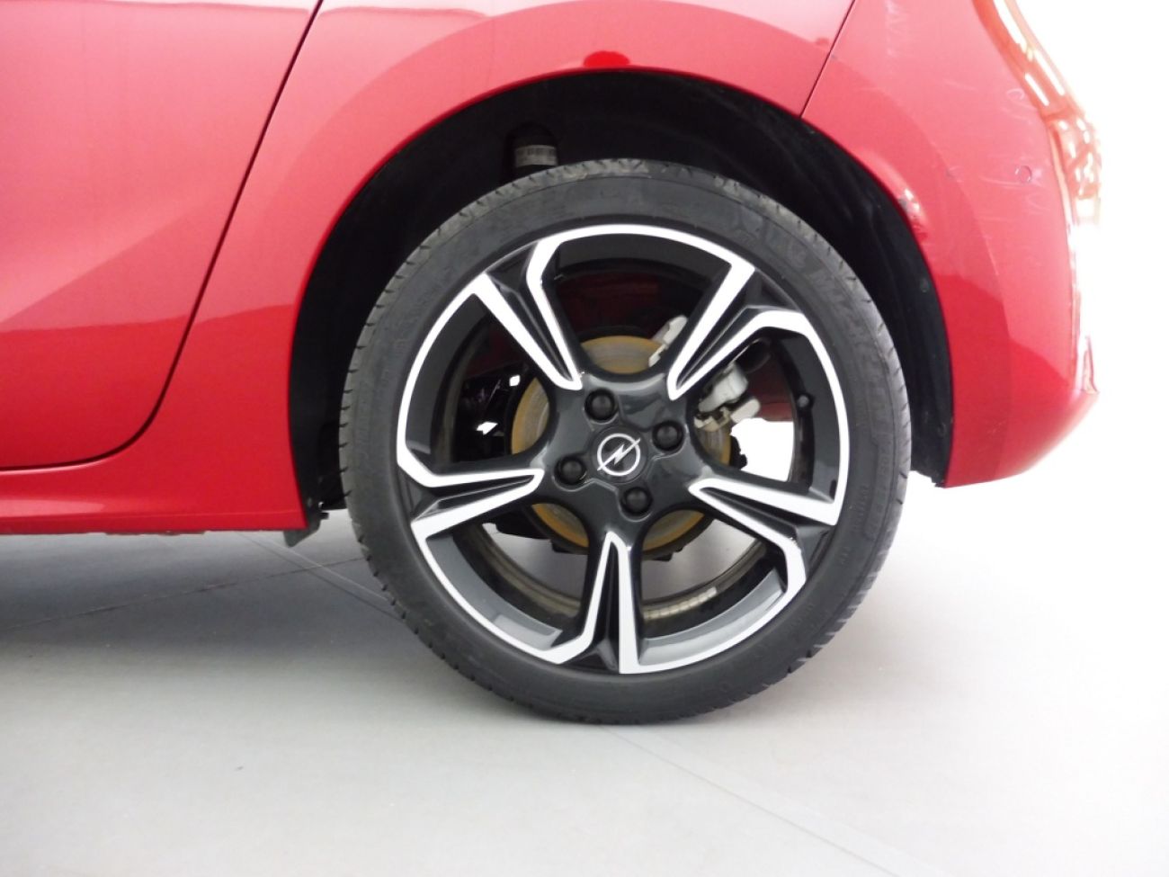 Mandataire Opel Corsa 1.2T 100 ATgs