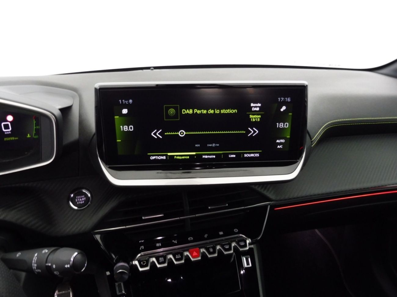 Mandataire PEUGEOT 208 1.2 PURETECH 100CH S&S GT
