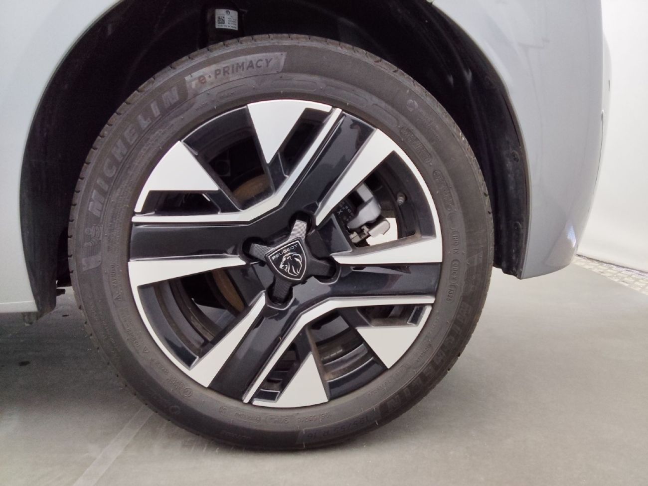 Mandataire PEUGEOT 208 1.2 100CH S&S ALLURE