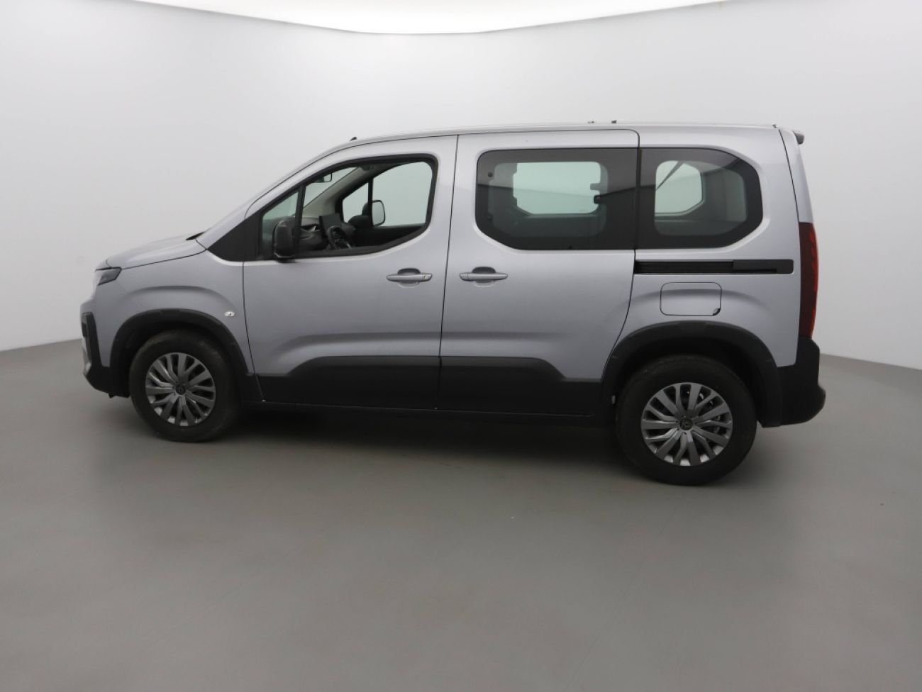 Mandataire PEUGEOT RIFTER TAILLE M - 1.5 BLUEHDI 100CH S&S ALLURE 5 PLACES