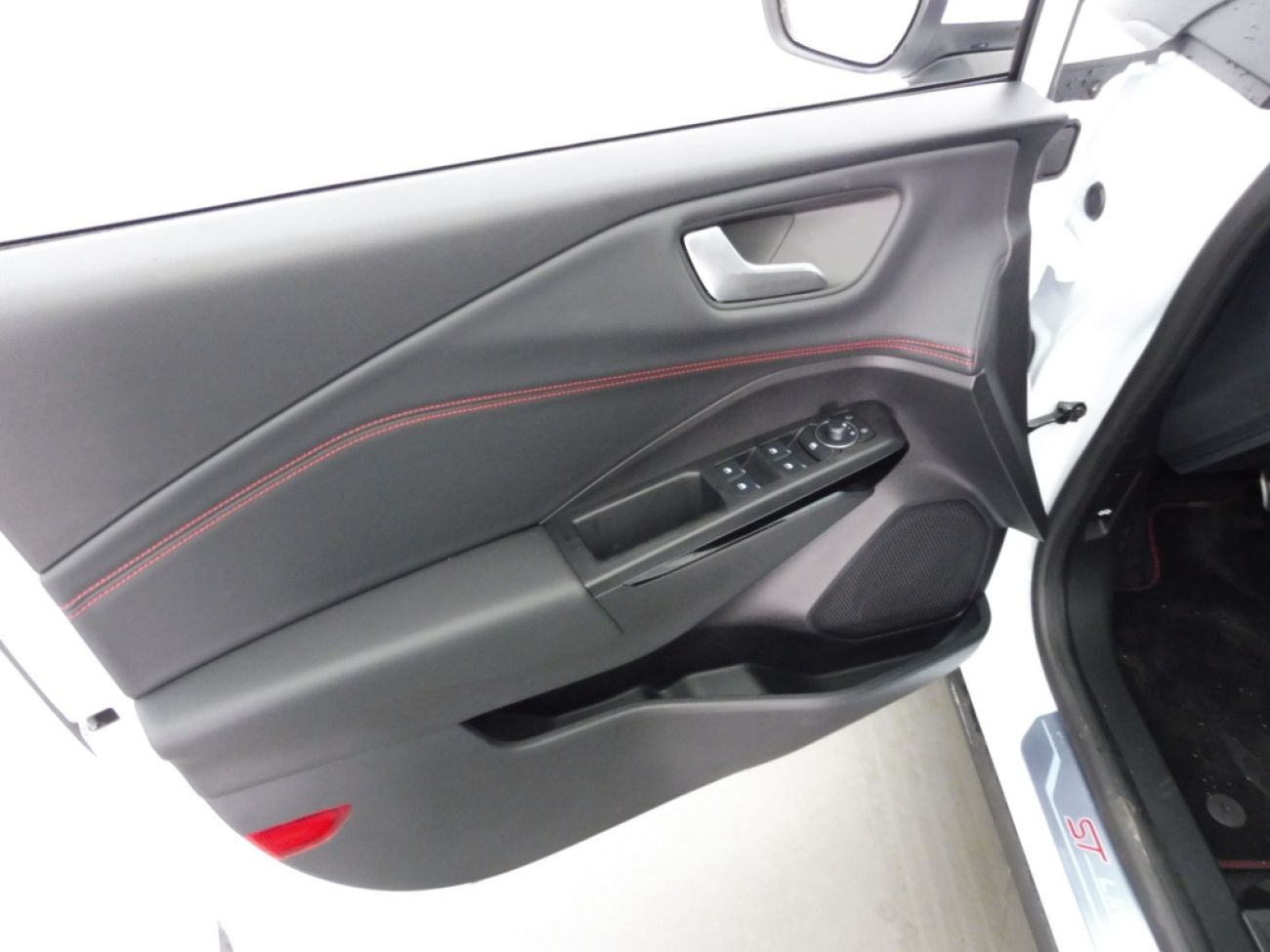 Mandataire Ford Puma 1.0 ECOBOOST HYBRID 125CH ST LINE S&S POWERSHIFT