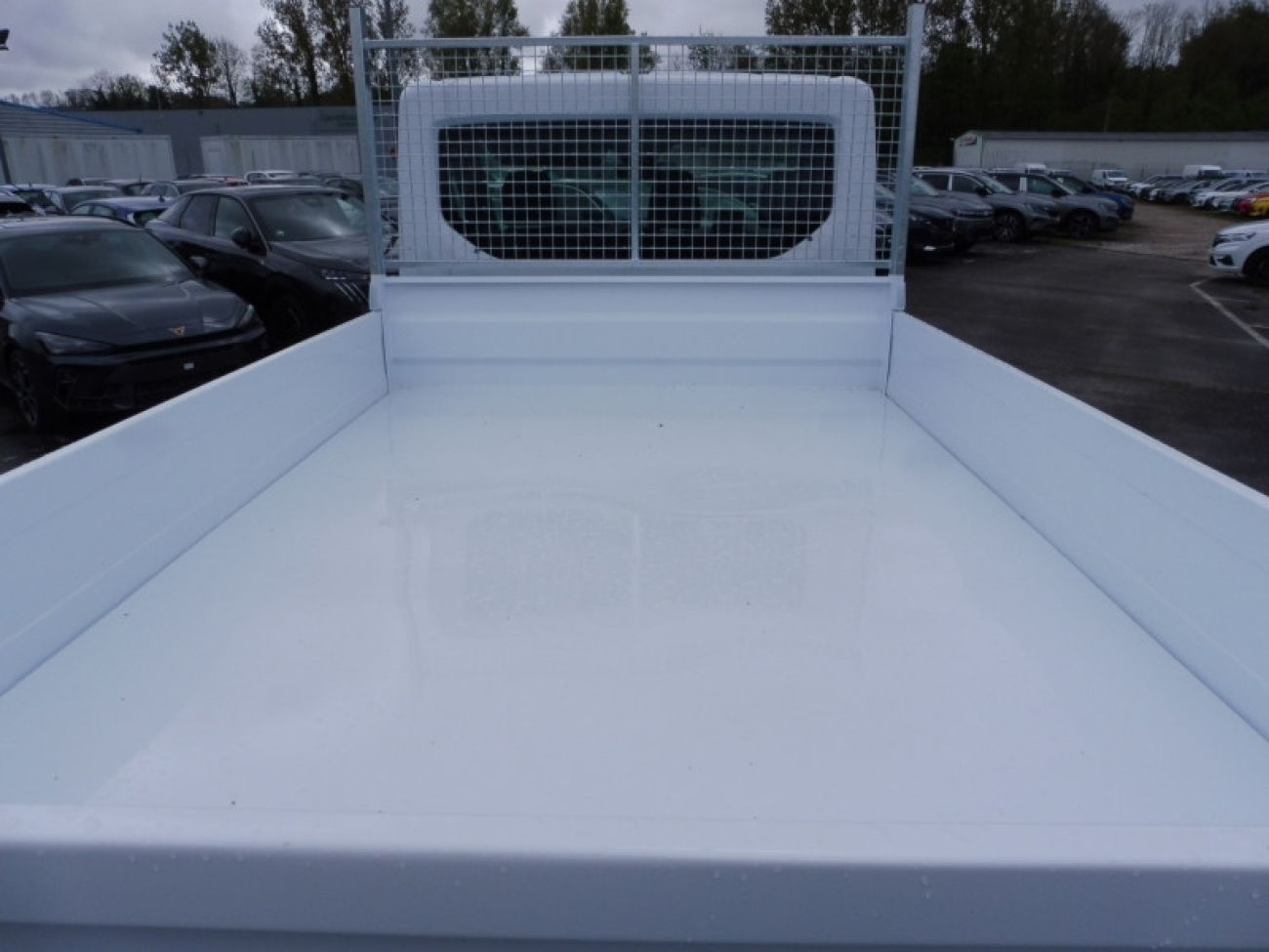 Mandataire Ford TRANSIT CCB BENNE 350 L2 2.0 ECOBLUE 130CH TREND BUSINESS