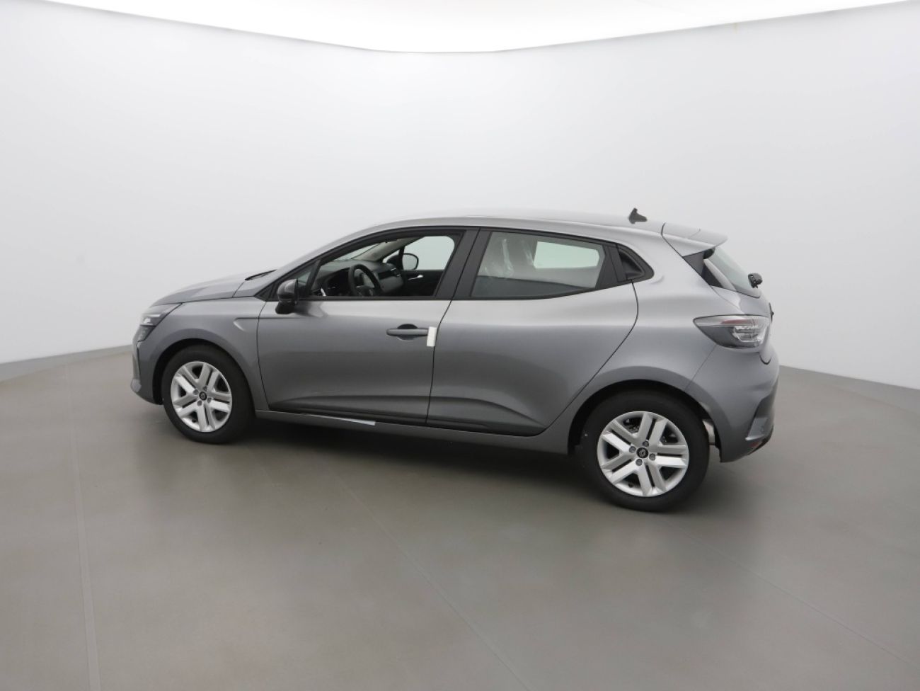 Mandataire RENAULT Clio 1.0 TCE 90CH EVOLUTION - 24