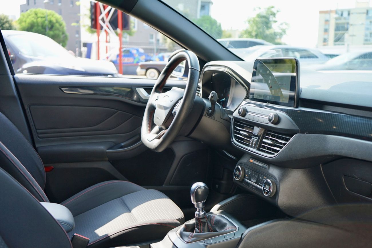 Mandataire Ford FOCUS SW 1.0 EcoBoost 125 S&S ST Line