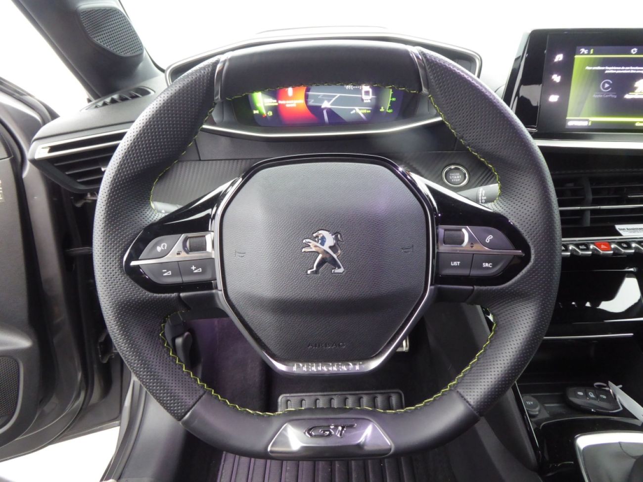 Mandataire PEUGEOT 208 1.2 PURETECH 100CH S&S GT