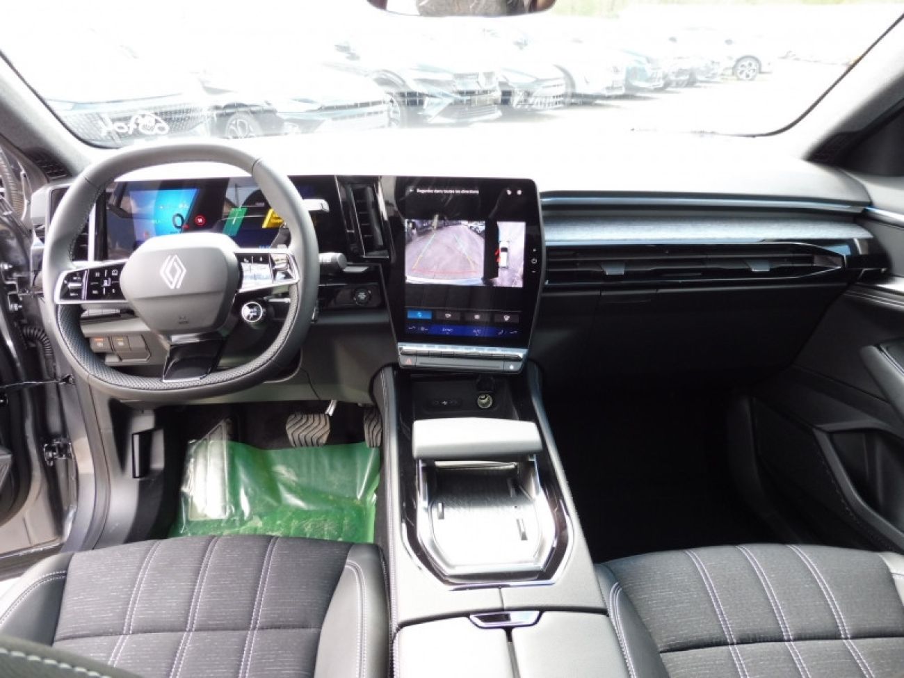 Mandataire RENAULT AUSTRAL 1.2 E-TECH FULL HYBRID 200CH TECHNO - 24