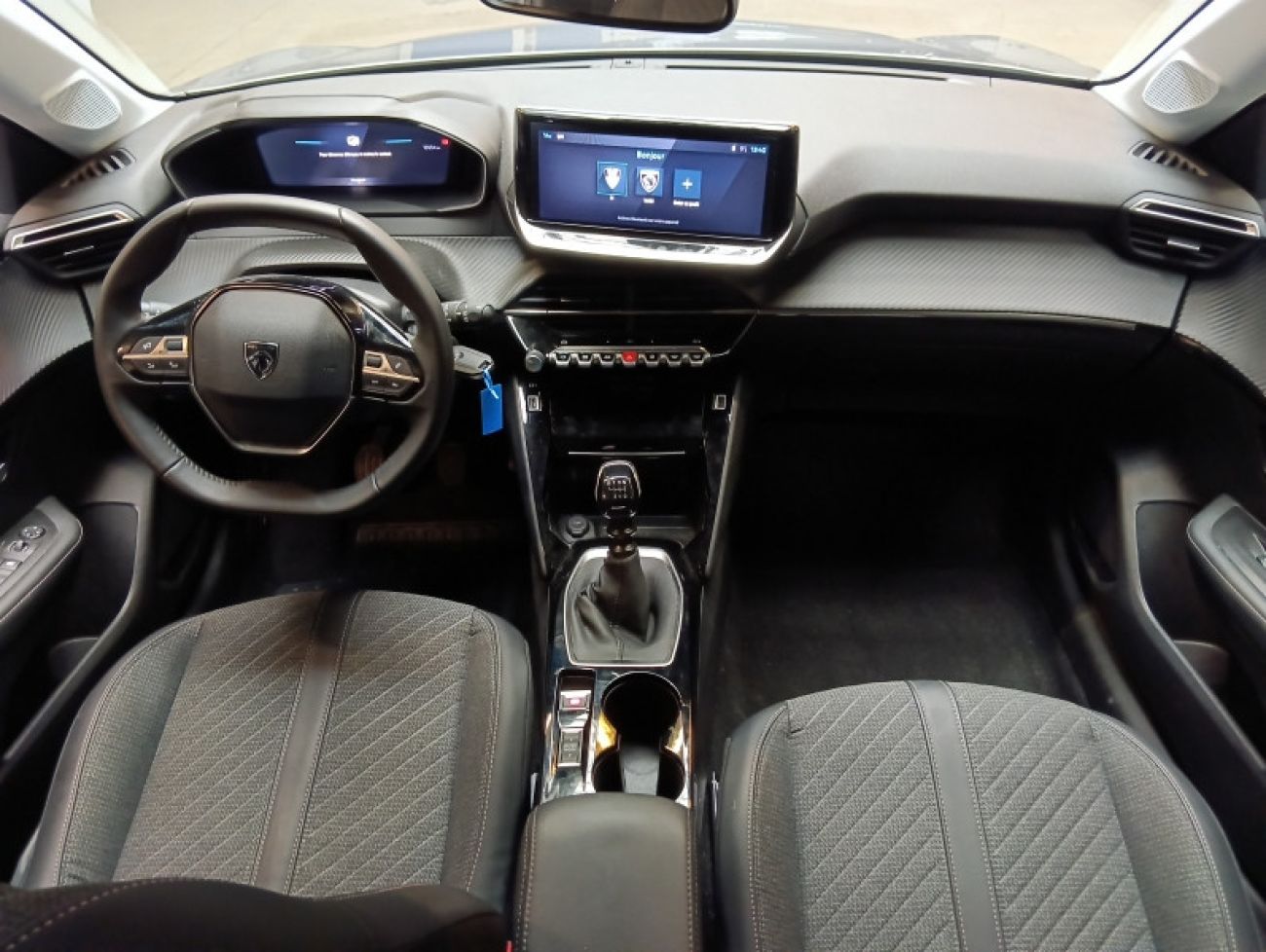 Mandataire PEUGEOT 208 1.2 100CH S&S ALLURE