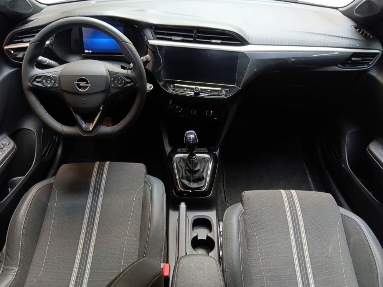 Mandataire Opel Corsa 1.2T 100gs