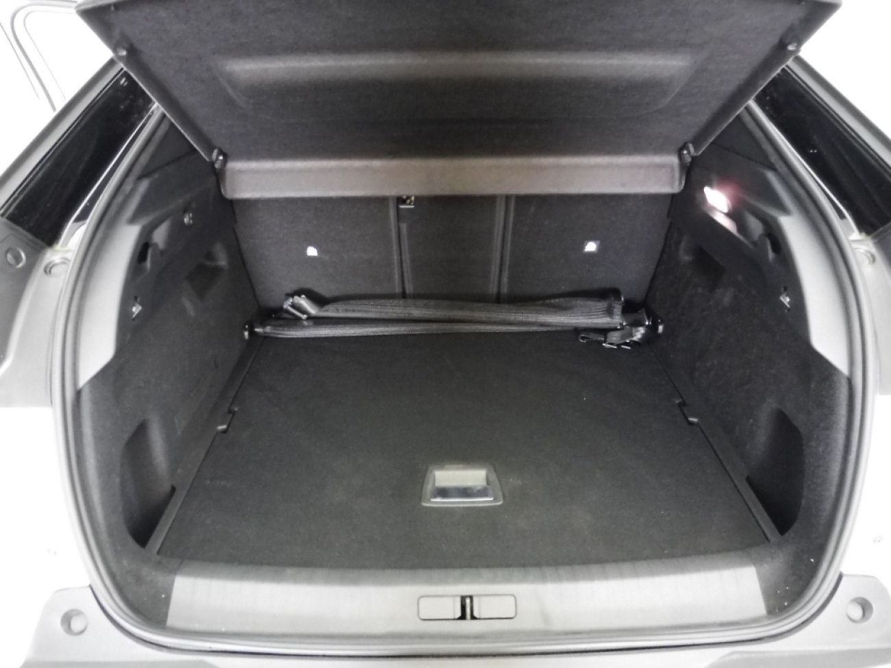 Mandataire PEUGEOT 3008 HYBRID 136CH GT E-DCS6