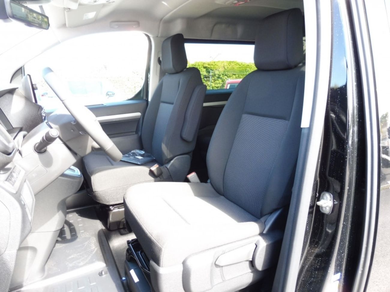Mandataire PEUGEOT Expert XL 2.2 DIESEL 180CH CABINE APPROFONDIE FIXE AUTOMATIQUE