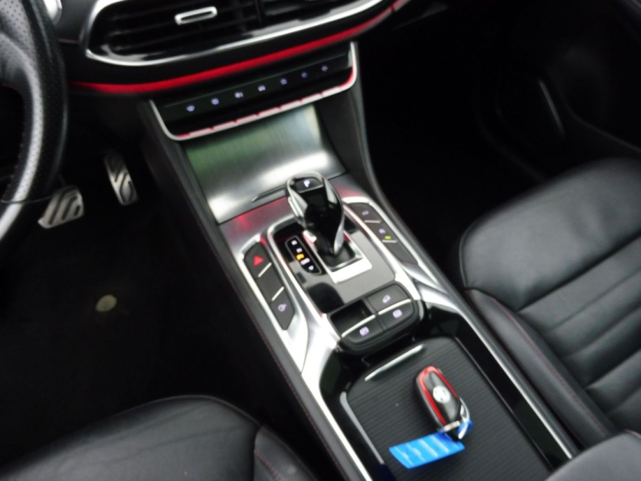 Mandataire MG HS 1.5 T-GDI 162 AT luxury