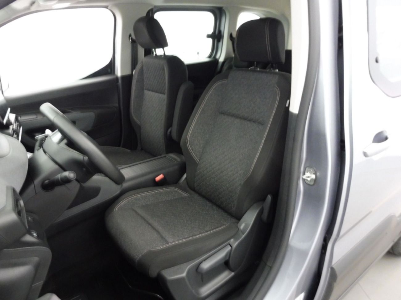 Mandataire PEUGEOT RIFTER TAILLE M - 1.5 BLUEHDI 100CH S&S ALLURE 5 PLACES