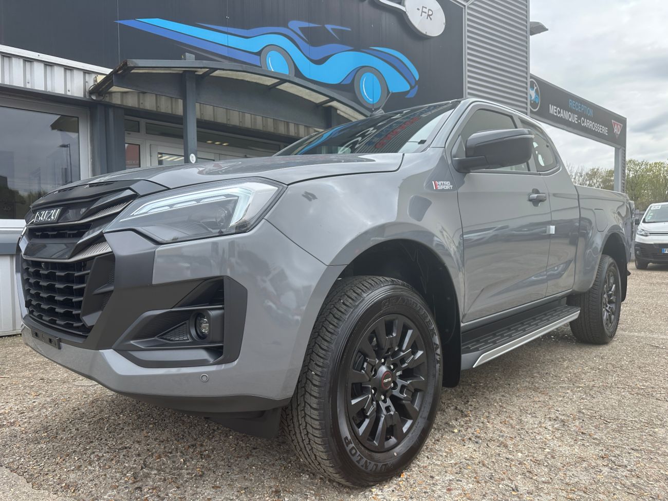 Mandataire ISUZU D-MAX SPACE NITRO SPORT 2.2 A/T 4x4 MY2026 Euro6e-bis