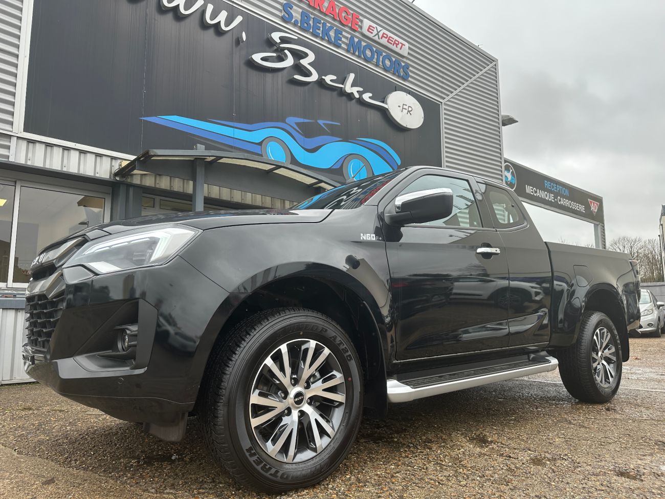 Mandataire ISUZU D-MAX N60 SPACE CAB 1.9 164 CH 4X4 A/T F+