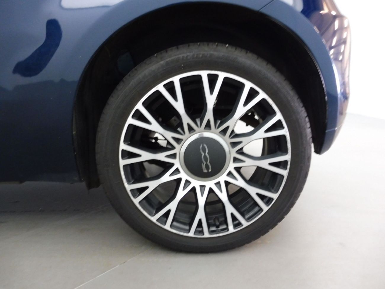 Mandataire FIAT 500 1.0 70CH BSG SERIE 1