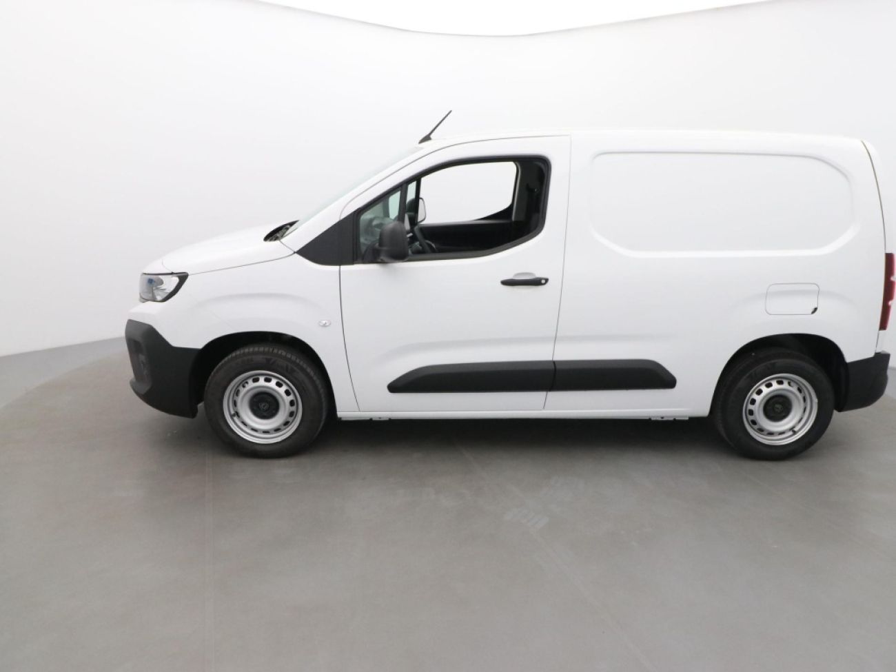 Mandataire PEUGEOT Partner M 650KG BLUEHDI 100CH S&S