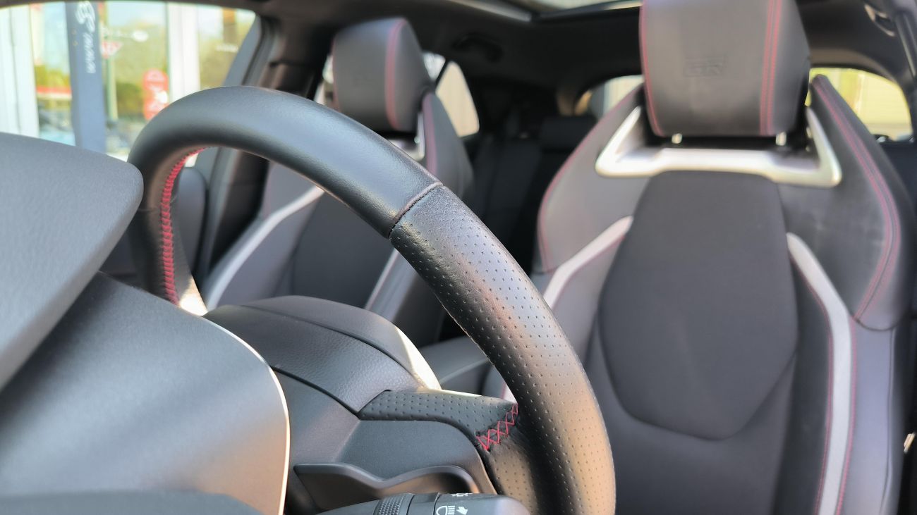 Mandataire TOYOTA COROLLA HYBRIDE 196ch GR Sport