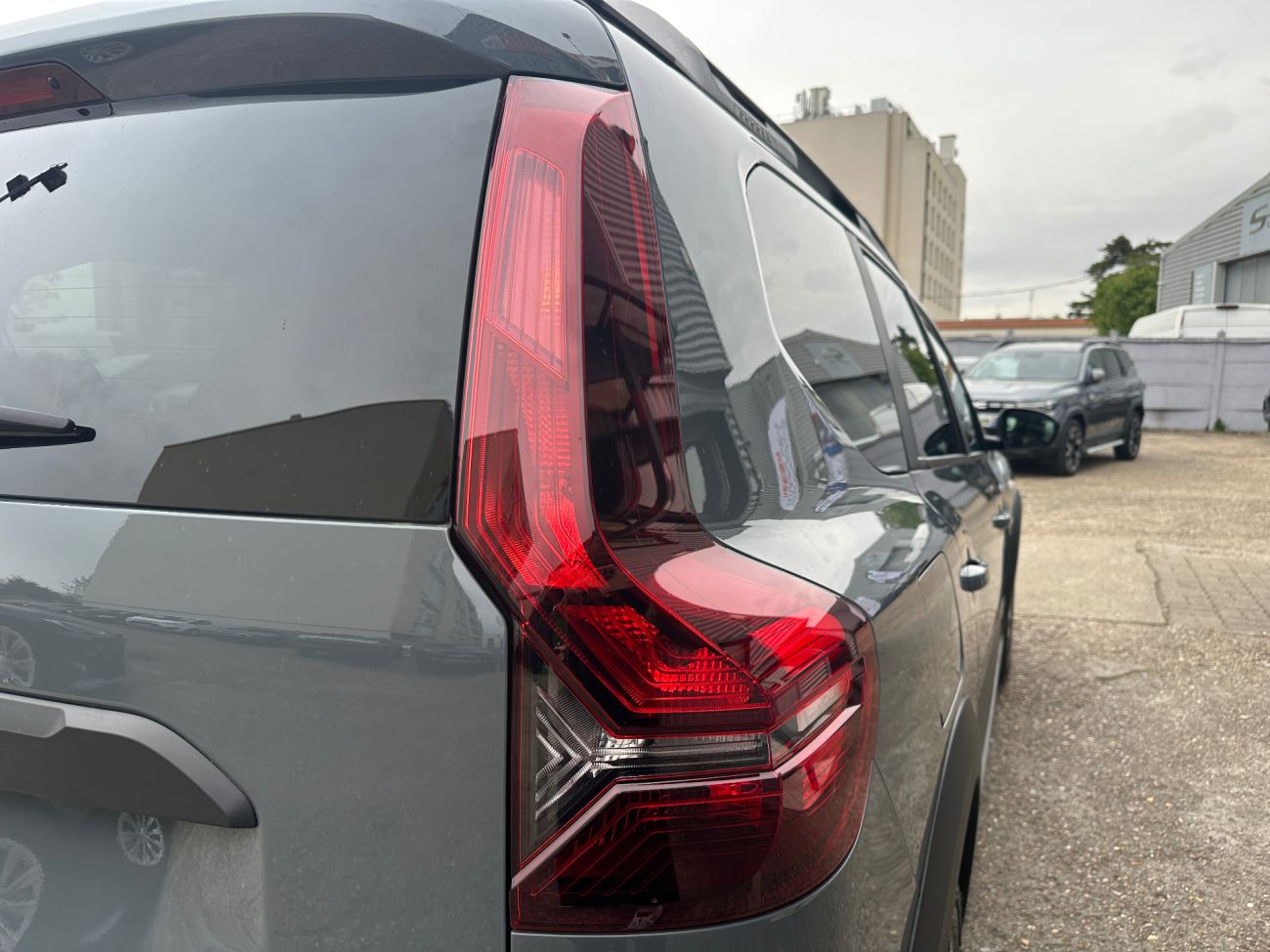 Mandataire Dacia JOGGER 1.0 ECO-G 100CH 7 PLACES EXPRESSION 7